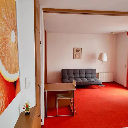 Orange Wings 3* Wiener Neustadt