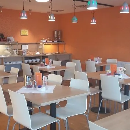 Orange Wings Motel 3*