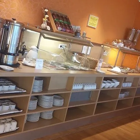 موتيل Orange Wings وينر نويشتاد