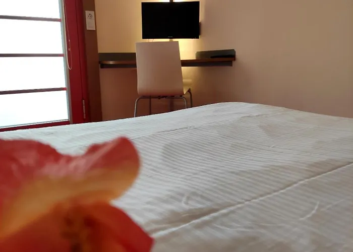 Orange Wings 3* Wiener Neustadt