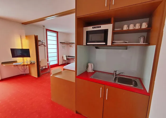 Orange Wings Motel 3*