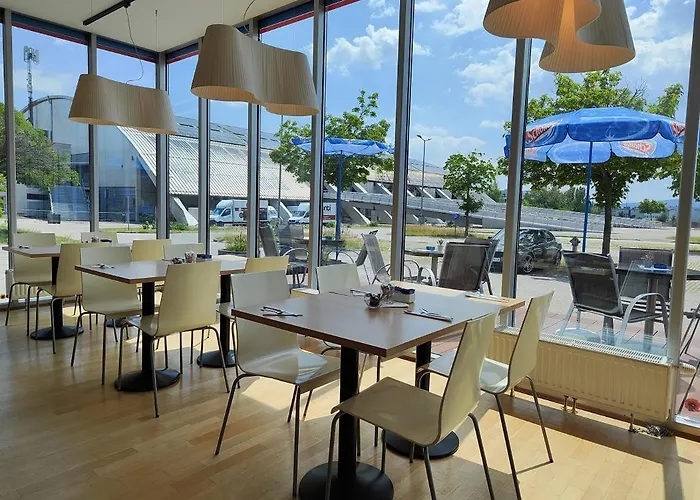 Orange Wings Motel 3*