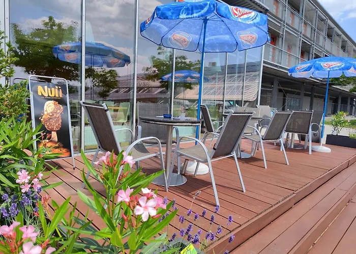 Orange Wings 3* Винер-Нойштадт