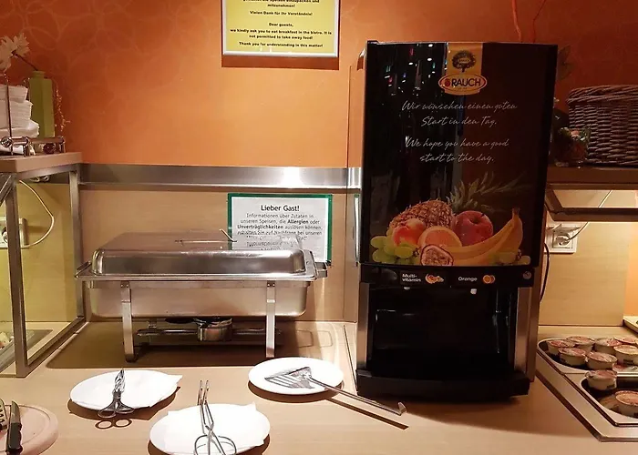 Orange Wings 3* Винер-Нойштадт